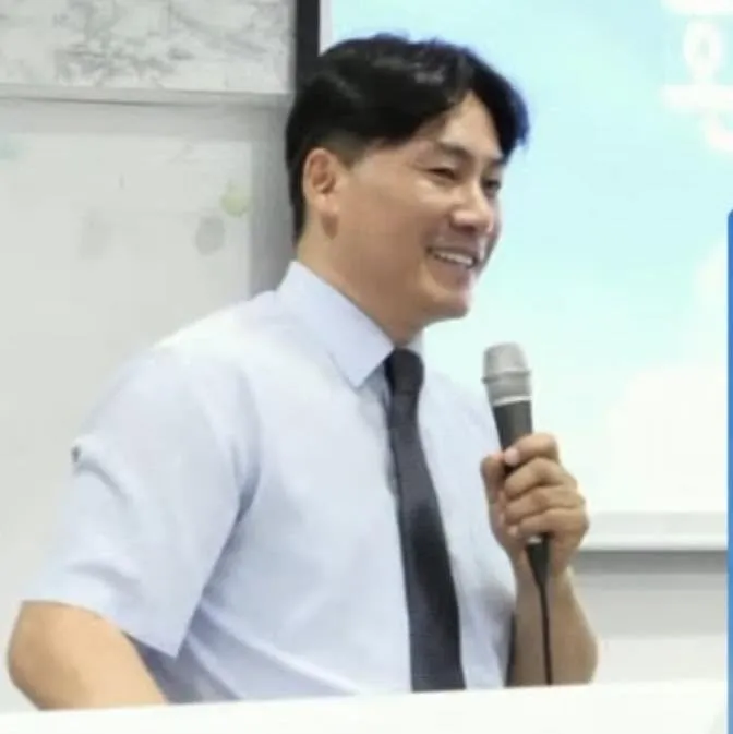 담임목사 소개